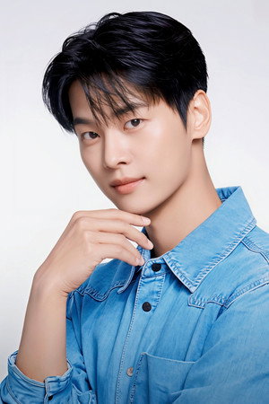 Cha Hak Yeon